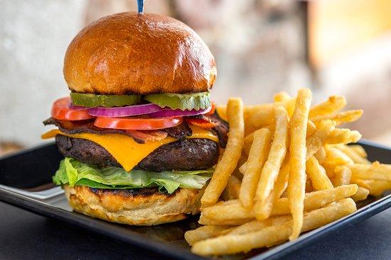 Wet Willie's Savannah